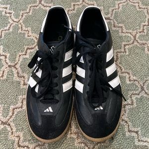 Adidas Women’s Samba Indoor Soccer Shoes, Size 6.5